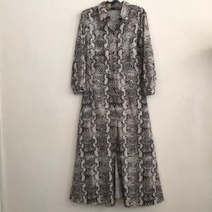 Animal print long sleeve shirt dress in size S